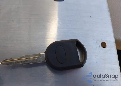 2006 Ford F-150 Stx/Xl/Xlt z USA, uszkodzony, nr VIN 1FTRF12W96NB08495